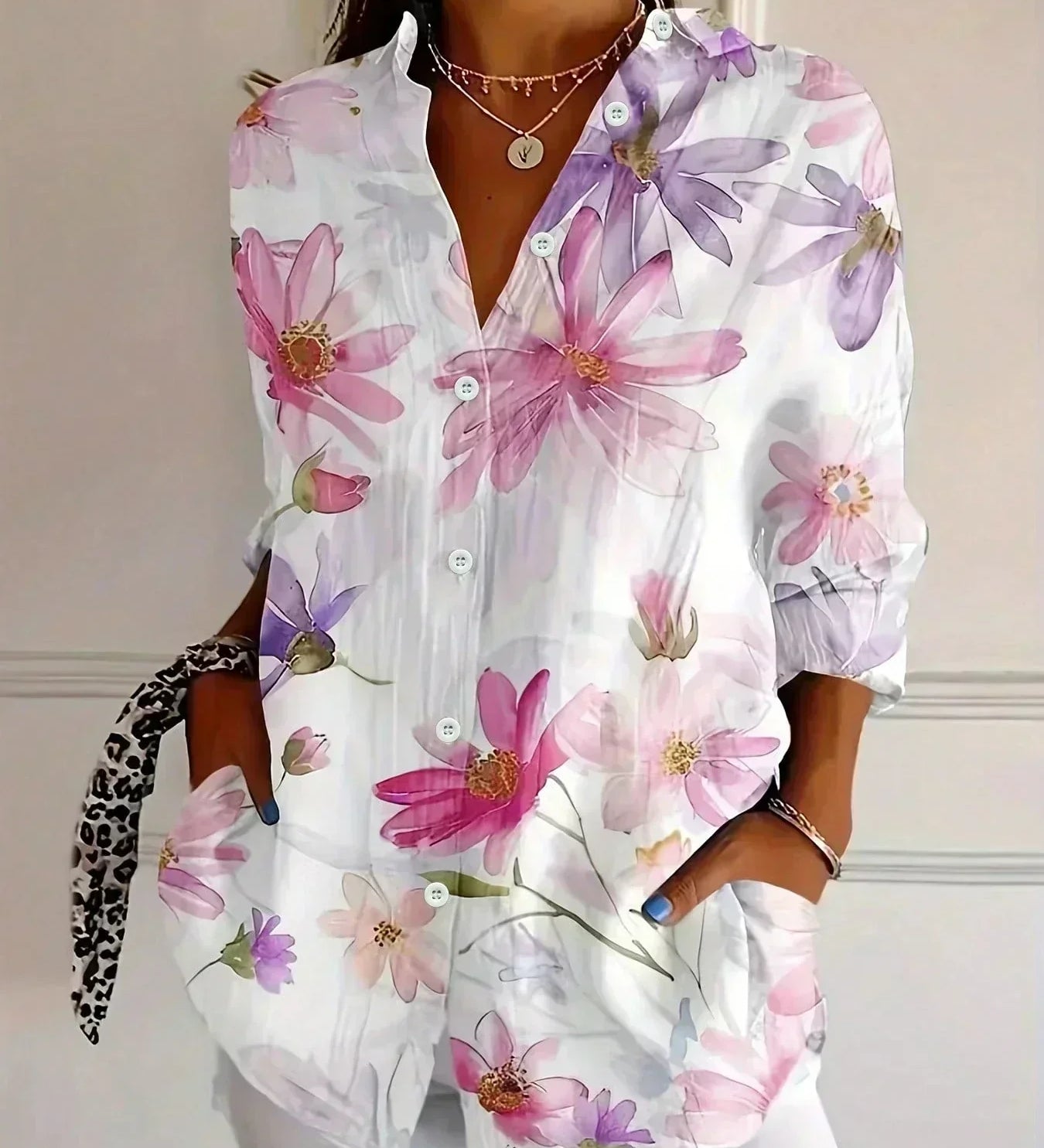 Lana | Stylish Classic Blouse