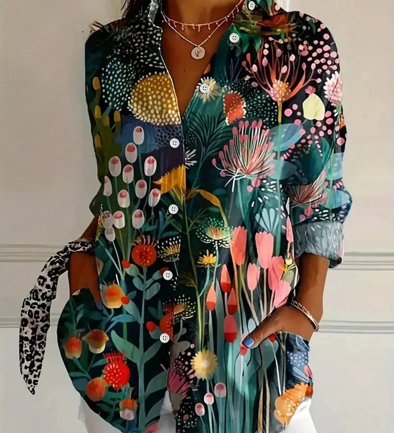 Lana | Stylish Classic Blouse