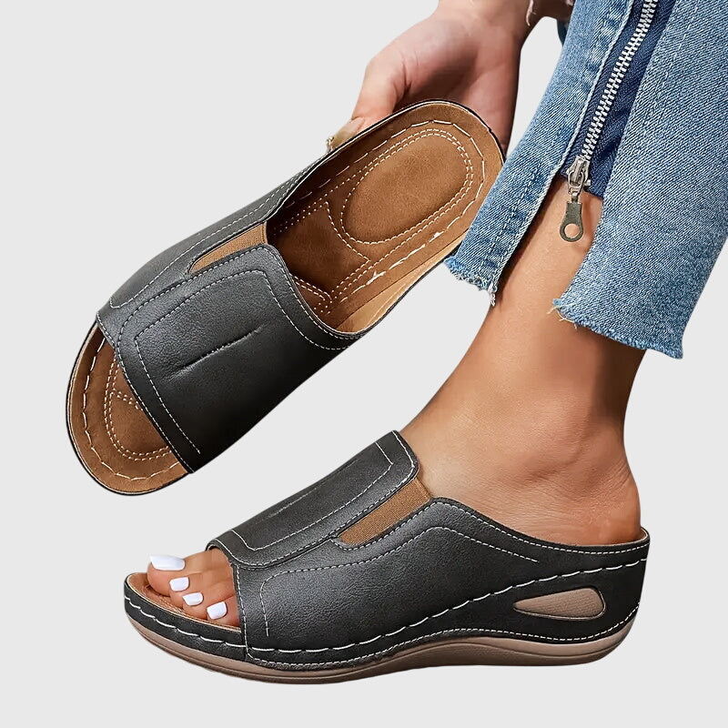 Aretha™ | Orthopaedic Sandals
